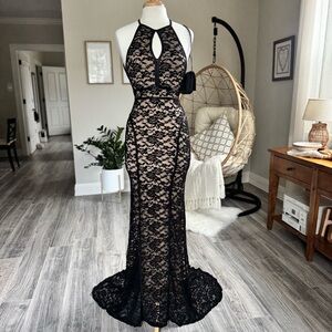 Black Lace Halter Gown | Maxi Dress | Nude Lining Open Back Size L (Fits M)